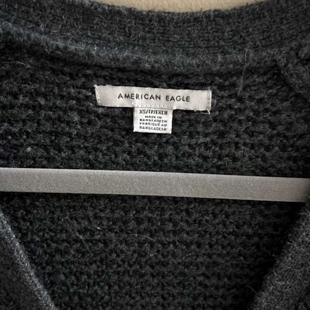 american eagle sweater - Picture 5 of 5
